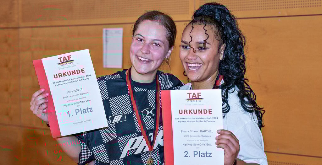 In Barleben habe zahlreiche Tänzer am Turnier teilgenommen. Nicht nur Formationstänze sorgten für Aufsehen, auch Solo-Tänzer traten an., wie Mara Kotte (l.) und Shana Sharon Barthel.