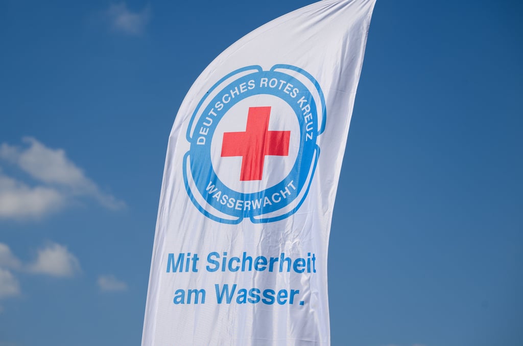 Die Wasserwacht des DRK sorgt für sicheres Badevergnügen.