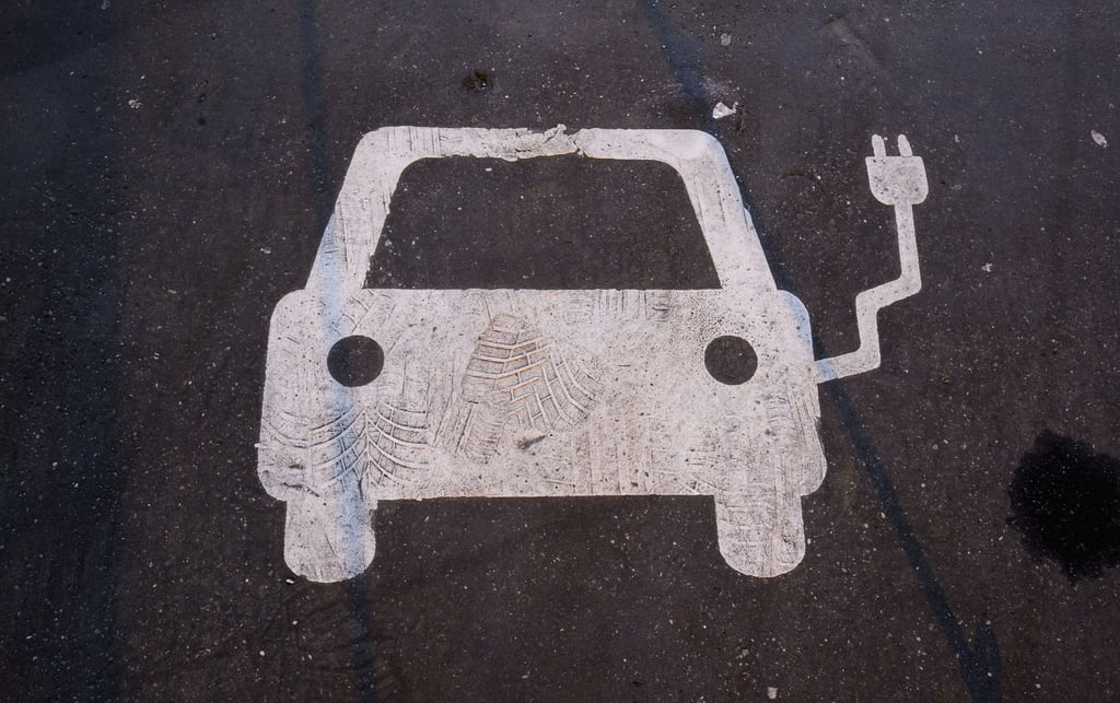Nach Angaben des Automobilverband Acea werden derzeit rund 150.000 Ladesäulen pro Jahr neu installiert (Symbolbild).