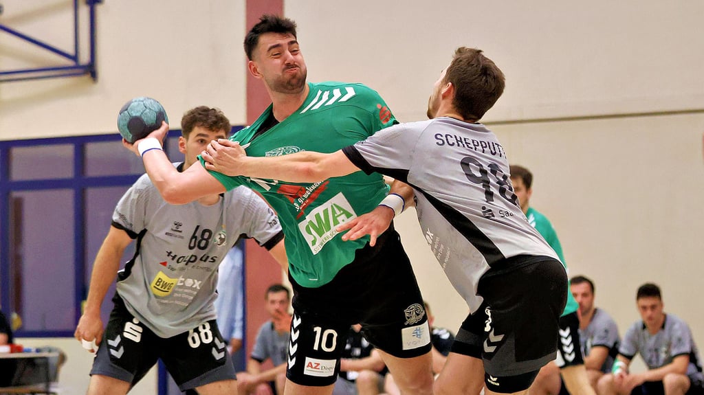 Noah Balint und der HC Aschersleben kehrten mit einer Niederlage vom Punktspiel aus Apolda zurück.