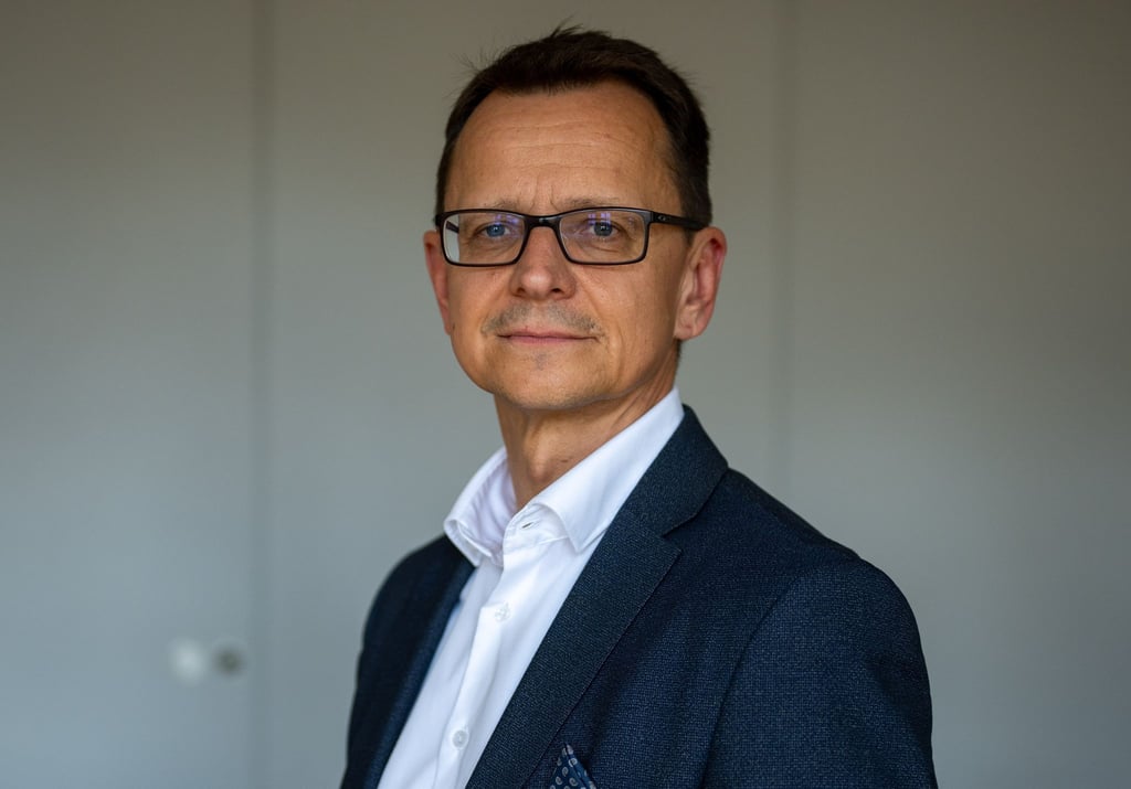 Jörg Müller, Leiter des Verfassungsschutzes in Brandenburg, aufgenommen bei einem Interview mit der Deutschen Presse-Agentur.