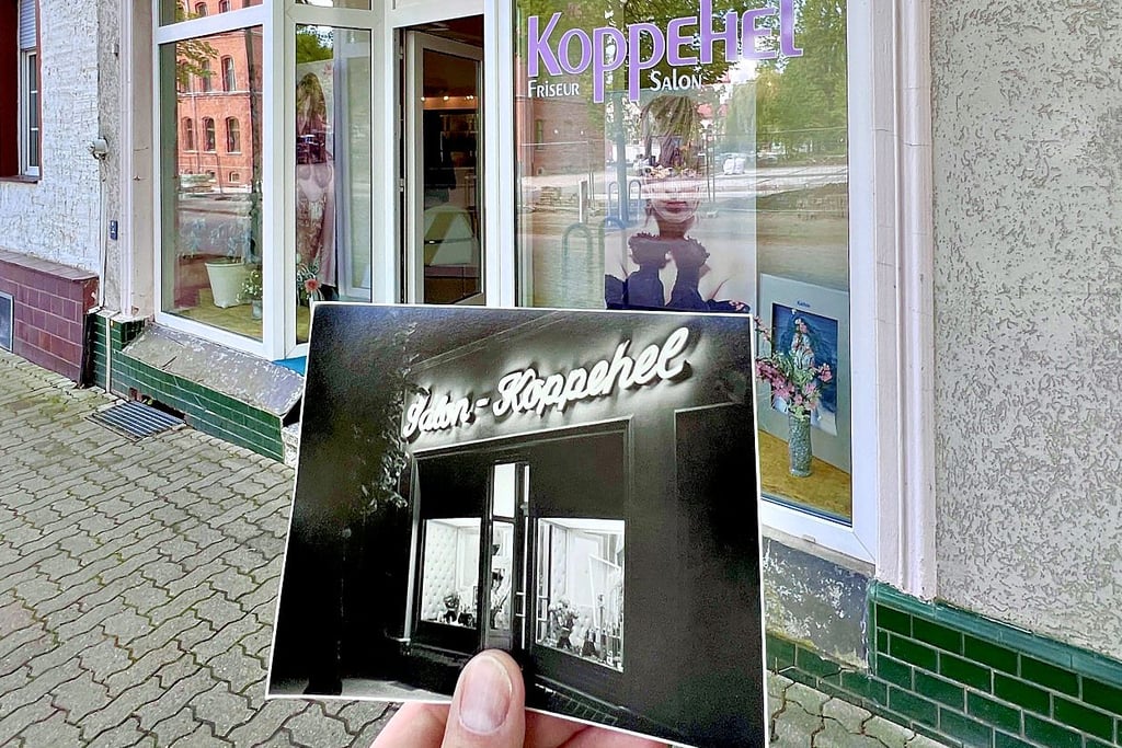 Das Ende einer Ära. Der Laden schließt. Der Salon Koppehel wurde 1957 eröffnet (schwarz-weiß-Foto) und ist nach der Wende modernisiert und saniert worden.
