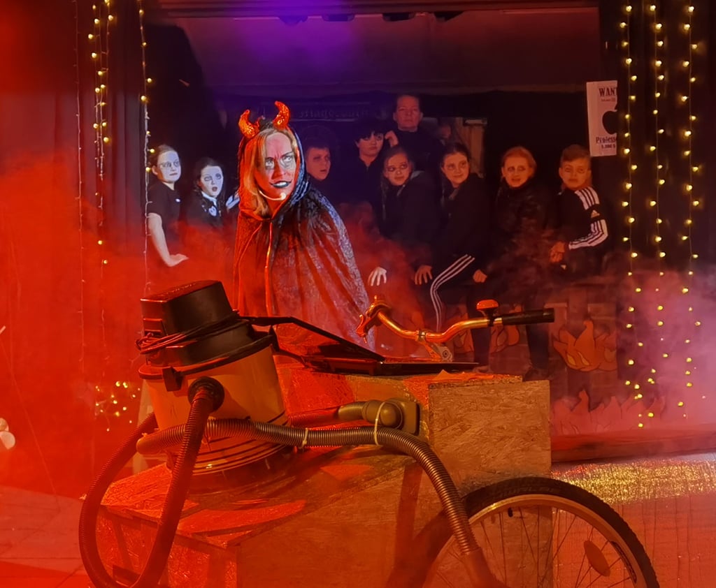 Schaurig-schön: Das Walpurgis-Theater des Heimburger Carneval Clubs auf der Horst.
