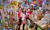 Beate Koch (v. l.), Chefin Diana Hofmann und Ulrike Bormann setzen im Spielzeugladen in Aschersleben auf die Vorzüge von Social Media.