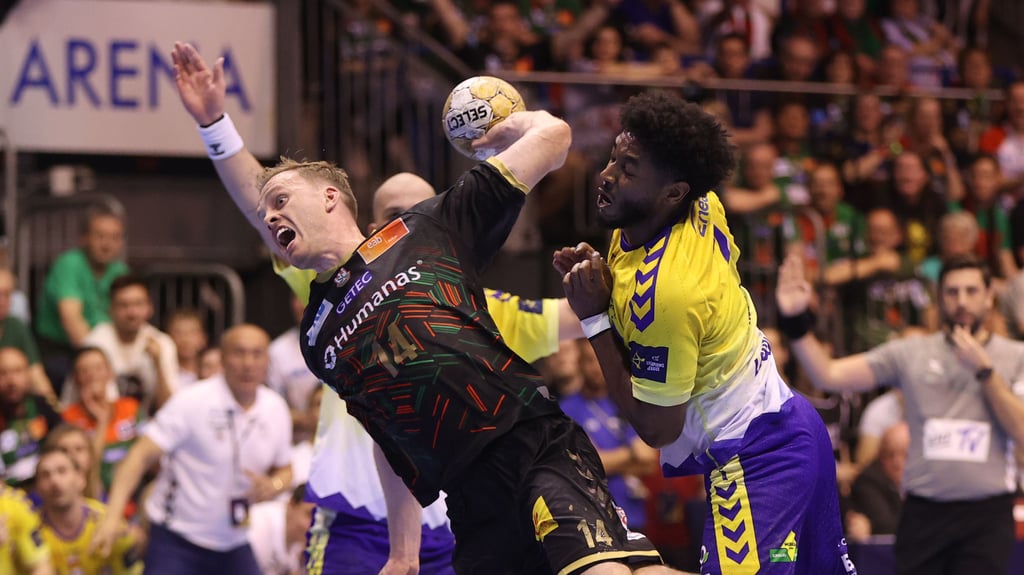 Handball Champions League SC Magdebueg gegen Kielce: Omar Ingi Magnusson traf zweimal im Siebenmeterwerfen. Unter anderem erzielte der Isländer das entscheidende Tor.