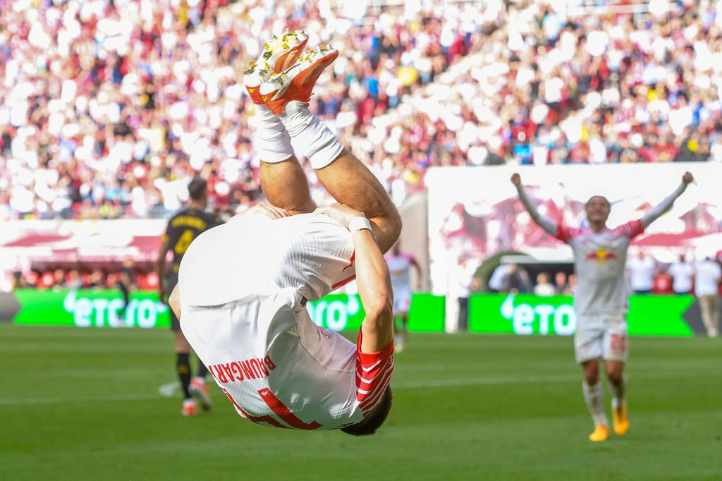 Salto felice: RB-Spieler Christoph Baumgartner nach seinem 4:1-Treffer gegen Dortmund