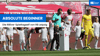 Die Spieler von RB Leipzig betreten das Spielfeld.
