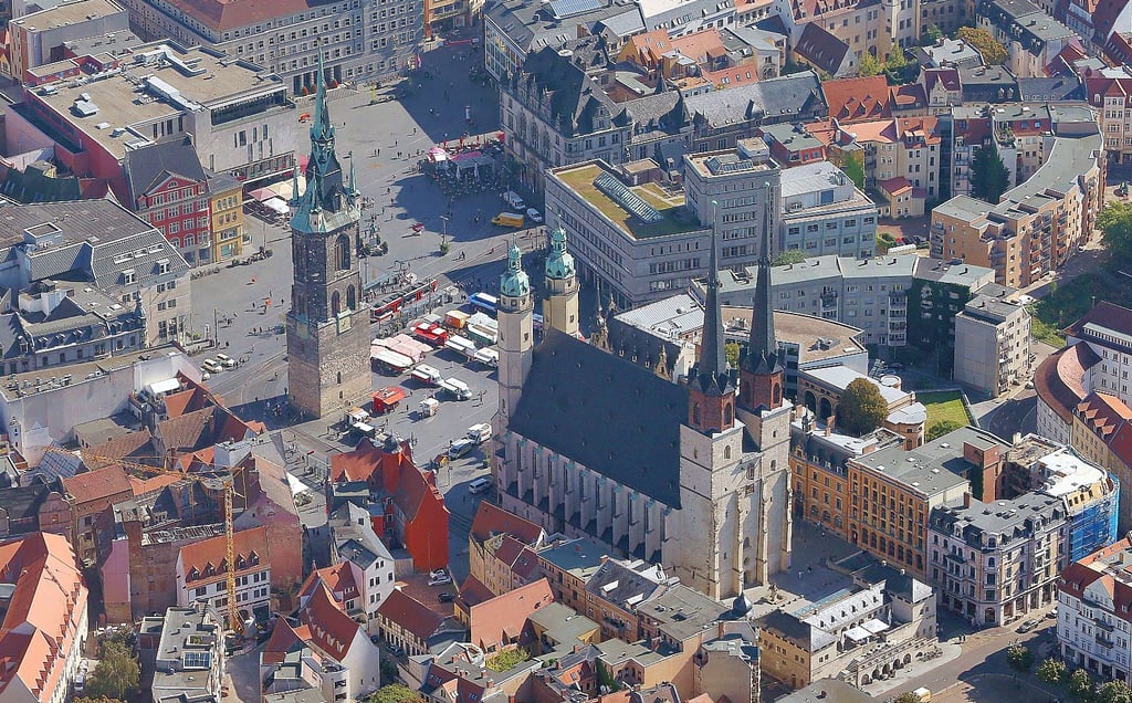 Der Marktplatz ist das Zentrum der Stadt Halle mitten im Wahlbereich 4. Und er ist auch ein Ort, an dem regelmäßig Straftaten begangen werden.
