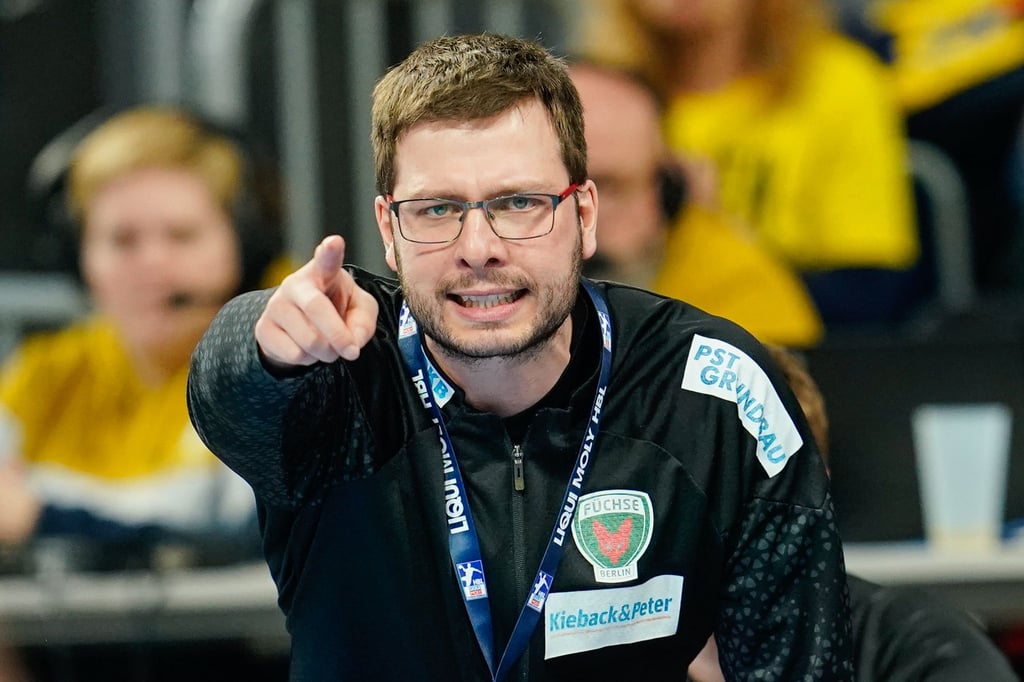 Füchse-Trainer Jaron Siewert will mit seinem Team den Titel in der European League verteidigen.
