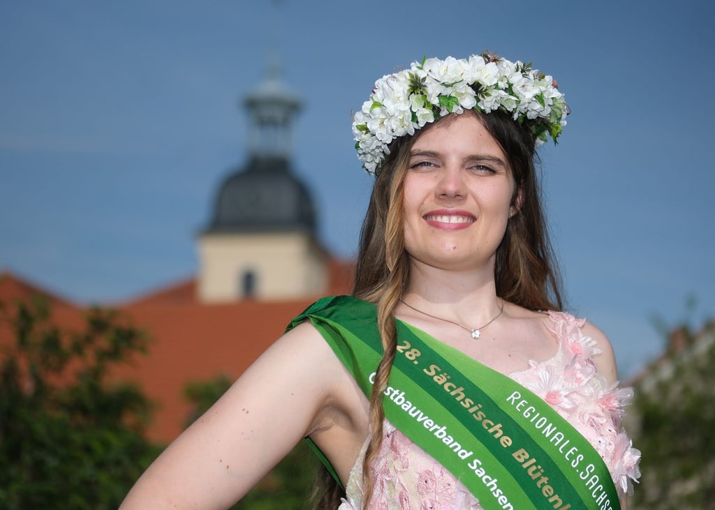 Alida-Nadine Kühne, Sächsische Blütenkönigin der Saison 2024-2025.