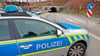 Einsatzfahrzeuge der Polizei sperren den Tunnel an der Rappbodetalsperre für den Verkehr.
