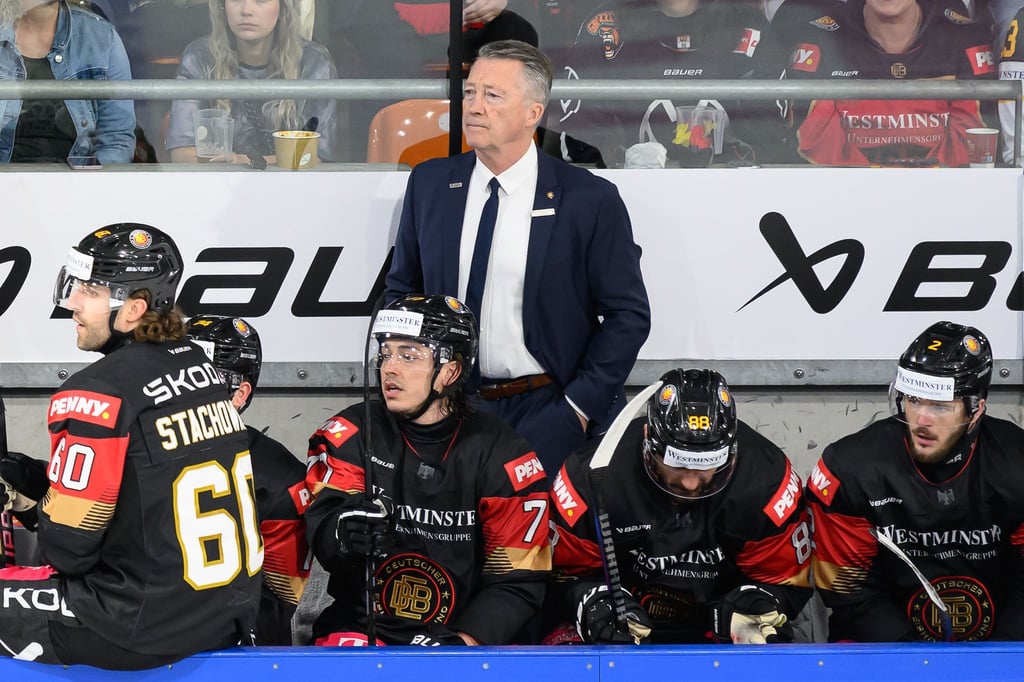 Eishockey-Bundestrainer Harold Kreis musste mit seinem Team eine Niederlage gegen Frankreich hinnehmen.