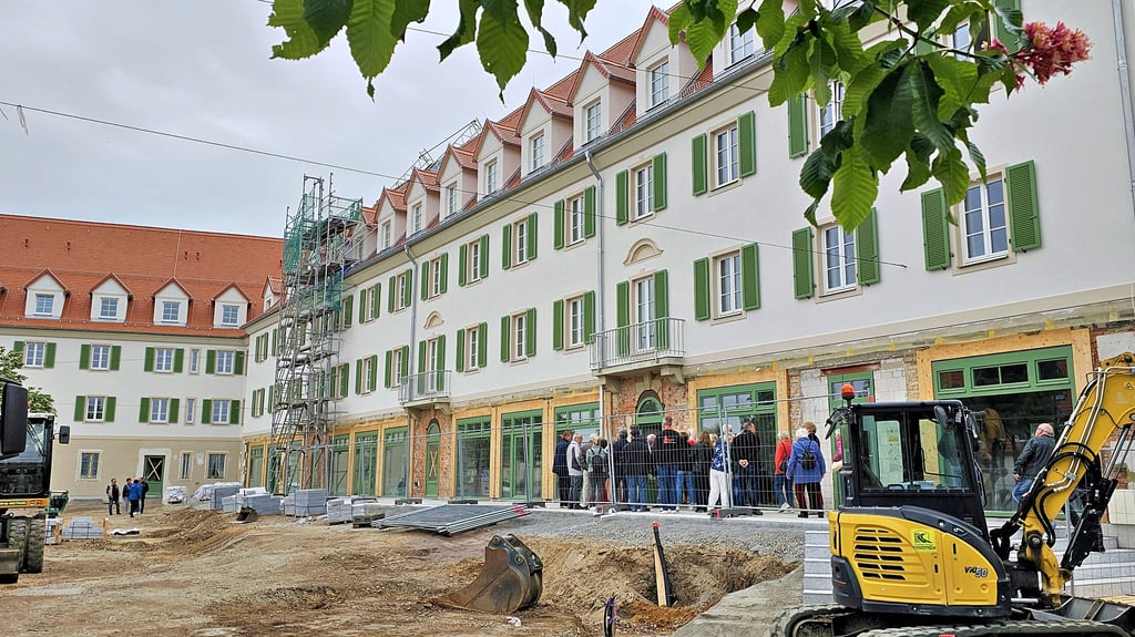 Am Wochenende durfte das im Außenbereich noch nicht ganz fertige Gebäude der „Alten Post“ besichtigt werden.