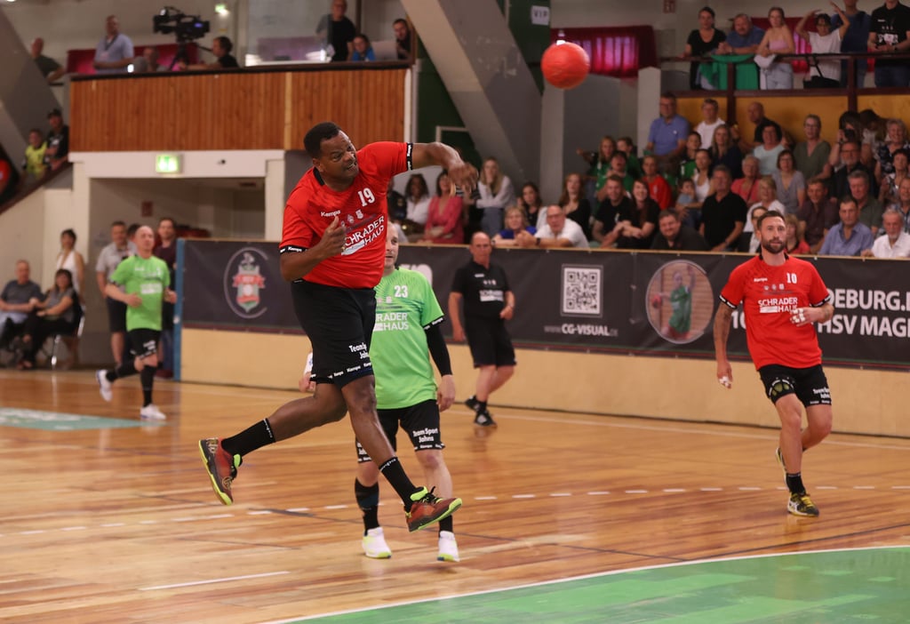 Die SCM-All-Stars - Spieler, die früher einmal bei dem berühmten Magdeburger Handballclub gespielt haben - treten des öfteren für den guten Zweck an.