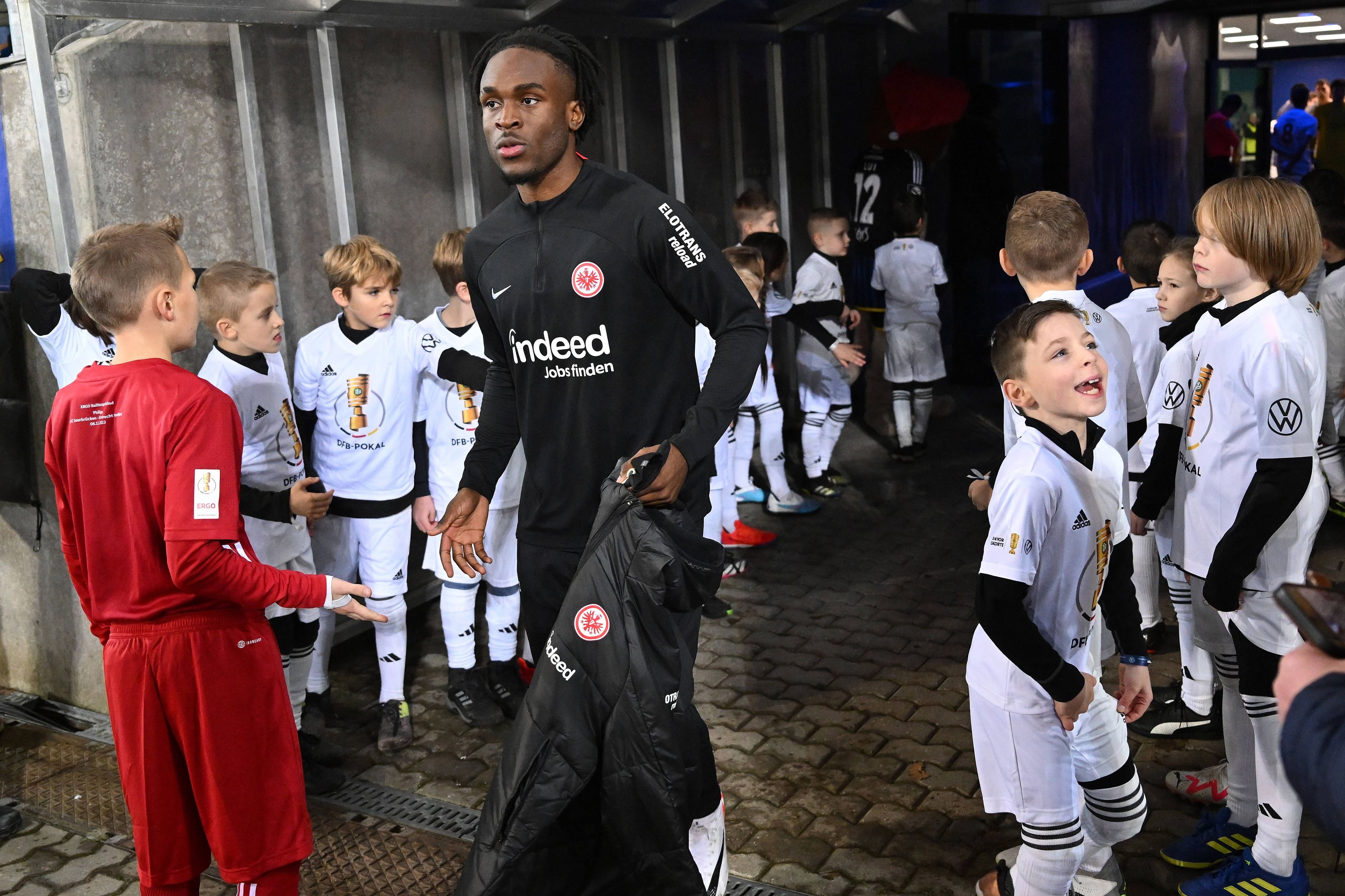 Noel Futkeu Zum 1. FC Magdeburg? Wie Die Situation Des Stürmers Bei ...