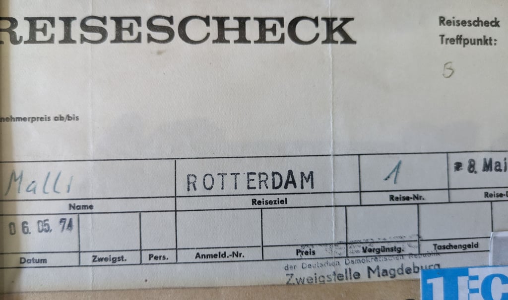 Der Reisechek des DDR-Reisebüros zum Besuchs des Finals in Rotterdam am 8. Mai 1974