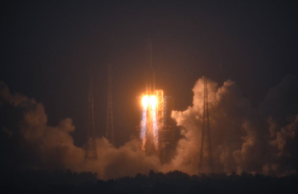 Eine Rakete vom Typ „Langer Marsch-5 Y8“ mit dem Raumschiff „Chang'e 6“ an Bord startete am 3. Mai auf dem Weltraumbahnhof Wenchang in China.