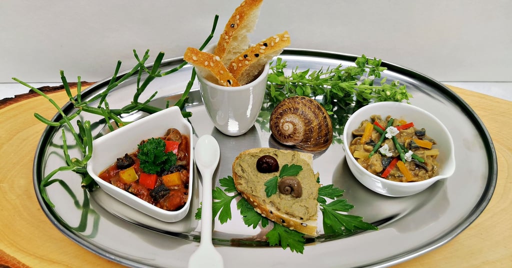 Erste Testläufe für Schneckenragout, -pastete und komplette Gerichte wie ein Ratatouille wurden bei der Hochschule Anhalt in Bernburg aus altmärkischen Schnecken entwickelt.