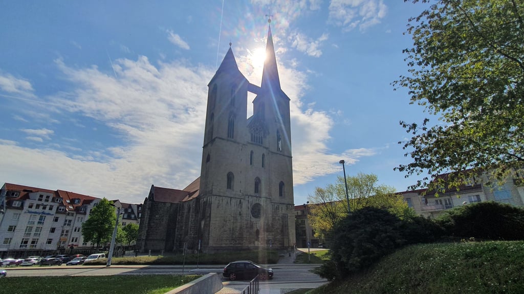 Blick auf die Martinikirche in Halberstadt.