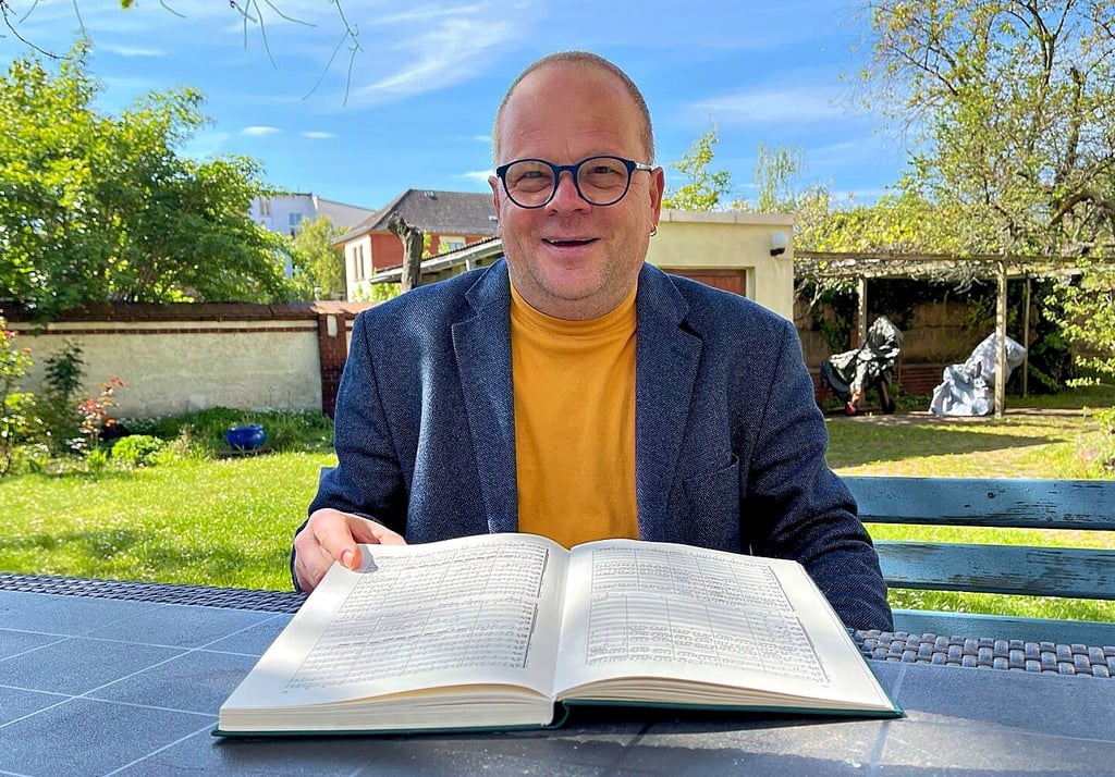 LKMD Matthias Pfund bereitet sich auf die anstehenden Konzerte vor.