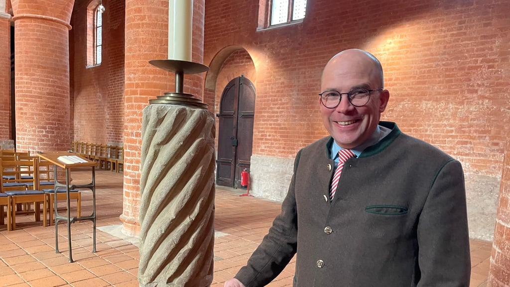 Museumsleiter Rüdiger von Schnurbein wirbt für den Romaniktag am Sonnabend, 11. Mai, im Kloster Jerichow.