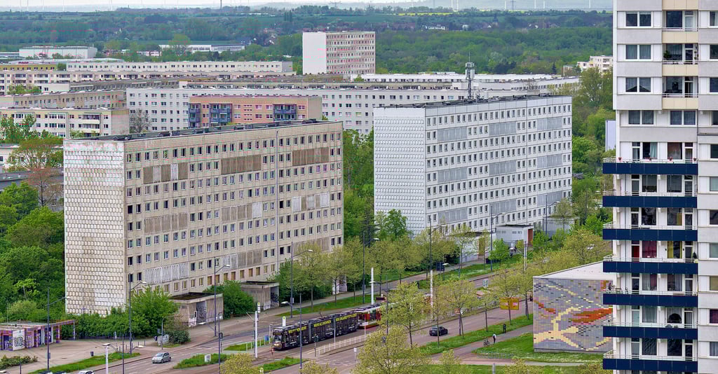 In Halle-Neustadt wurden die Mieten Hunderter Wohnungen angepasst.