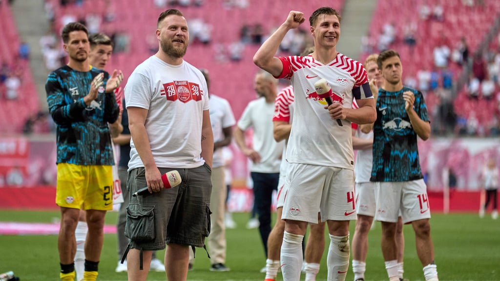 „Wir werden dich unglaublich vermissen”: Orban über Vorsänger Basti.