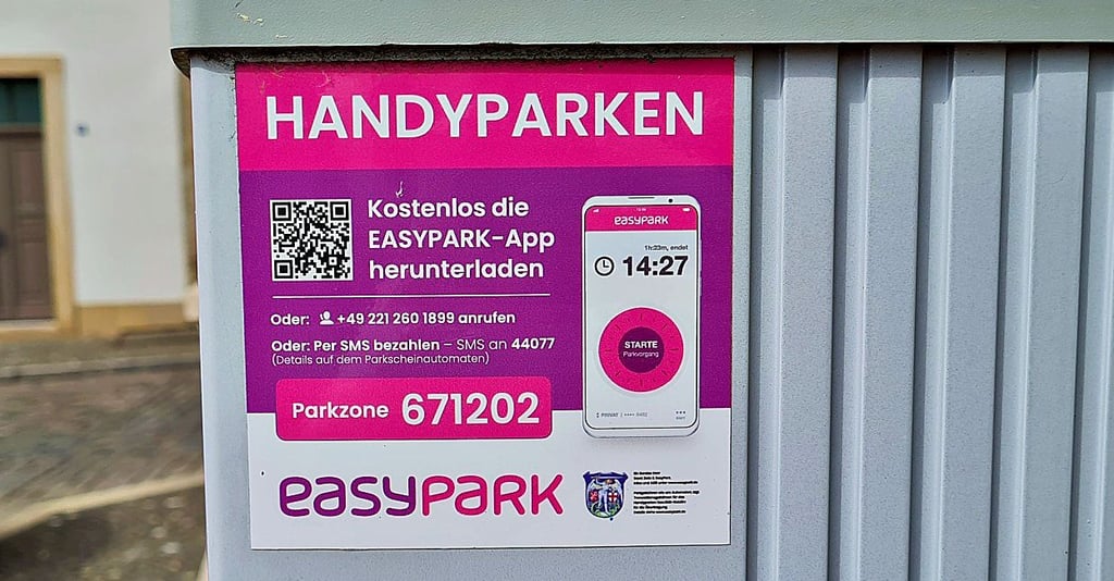 Über den QR-Code am Automaten kann die Smartphone-App bequem heruntergeladen werden.