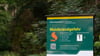 Ein Waldbrandgefahr-Warnschild im Nationalpark Sächsische Schweiz.