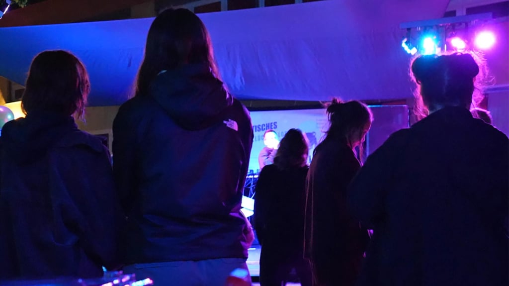 Ein Eindruck vom Lückenlos-Festival 2023, das vom Verein "Sowas mit Kultur" organisiert wurde.