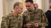 Olexander Syrskyj (l), Oberbefehlshaber der ukrainischen Streitkräfte, und Kyrylo Budanow, Chef des ukrainischen Militärgeheimdienstes HUR.