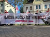 Letzter Prozesstag gegen AfD-Politiker Björn Höcke: In Halle haben am Dienstagmorgen Dutzende Demonstranten vor dem Justizzentrum protestiert.
