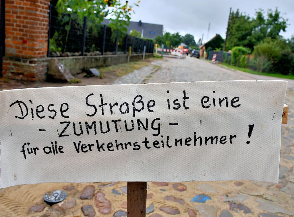 Stiller Protest von Anliegern der Mühlenstraße.