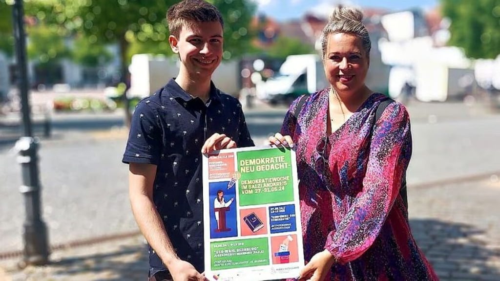Fabian Golke und Luisa Liebefinke laden zur Demokratiewoche in Bernburg und Aschersleben ein.
