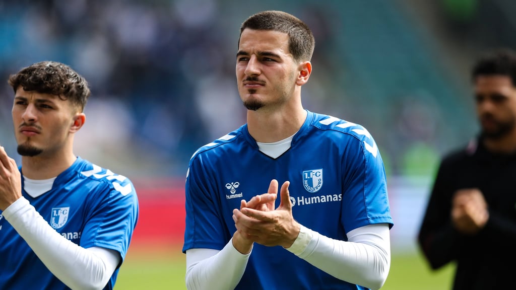 Andi Hoti (Mi.) kam im Sommer 2023 zum 1. FC Magdeburg und sammelte in dieser Saison erste Einsätze in der 2. Bundesliga.