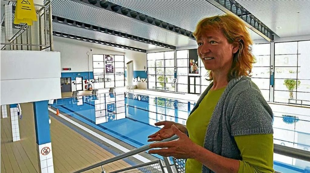Noch bis Ende des Jahres ist Carmen Giebelhausen Chefin des Ballhauses und des Freibads.