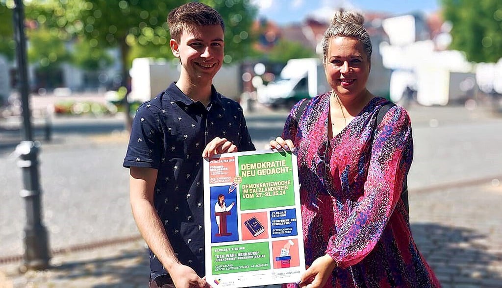 Fabian Golke und Luisa Liebefinke laden zur Demokratiewoche in Bernburg und Aschersleben ein.
