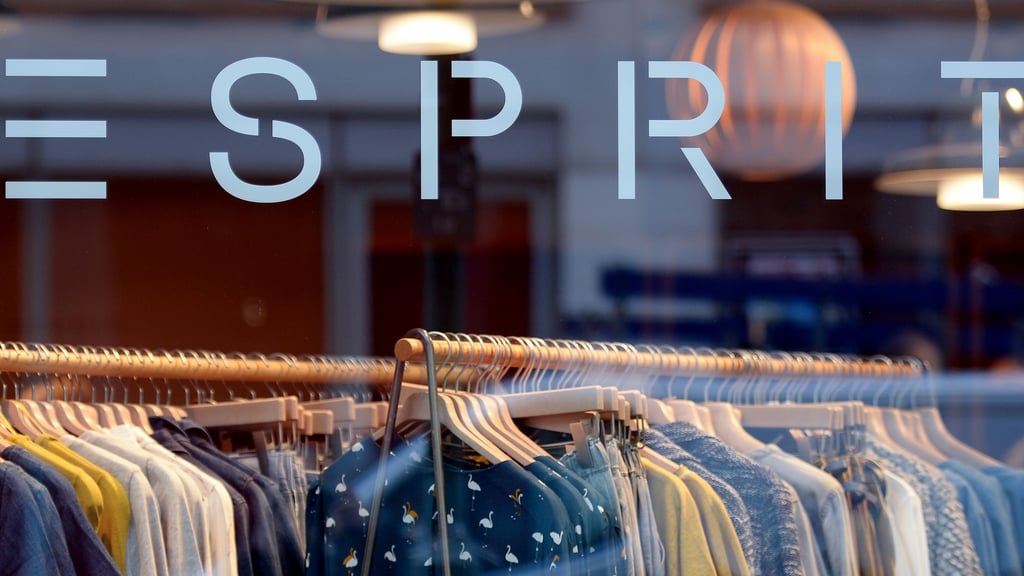 Fashion group Esprit is bankrupt: Are the outlets closing now?