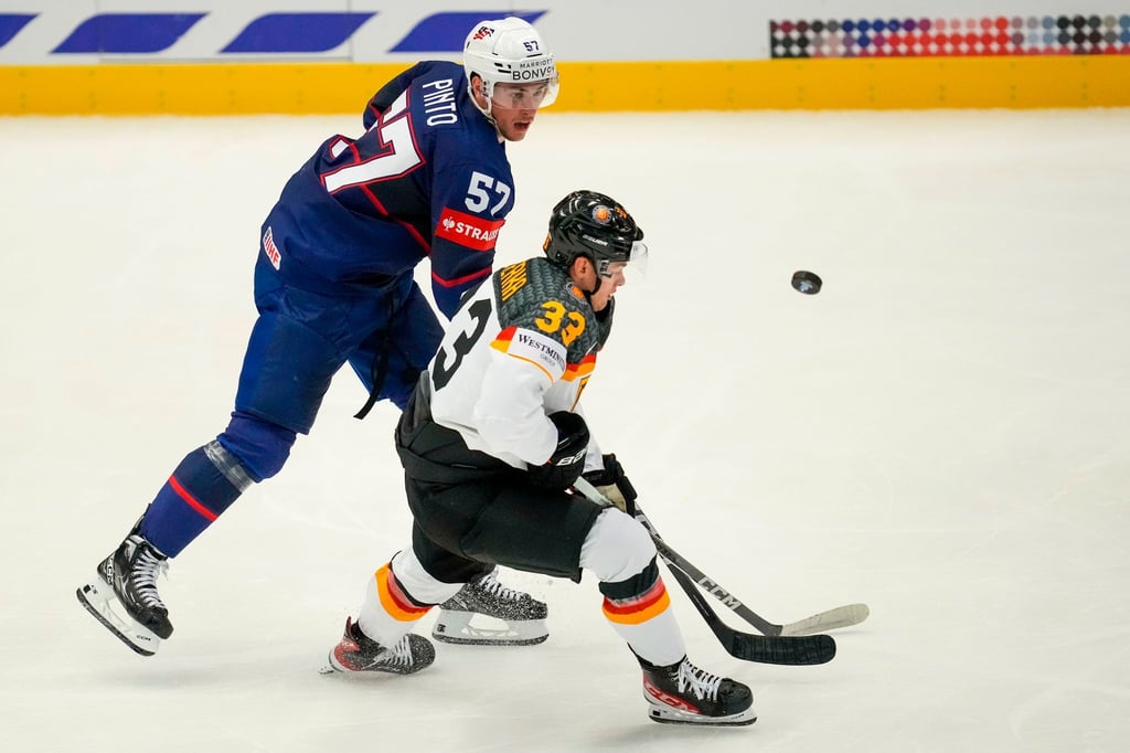 JJ Peterka will gegen Lettland endlich für das DEB-Team treffen.