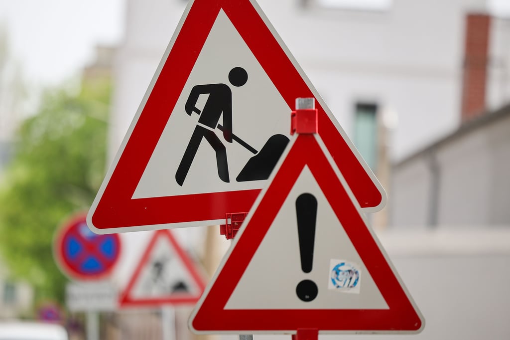 Wegen Bauarbeiten werden Teile der Karlsruher Allee und der Kaiserslauterer Straße in Halle ab dem 21. Mai wochenlang gesperrt.