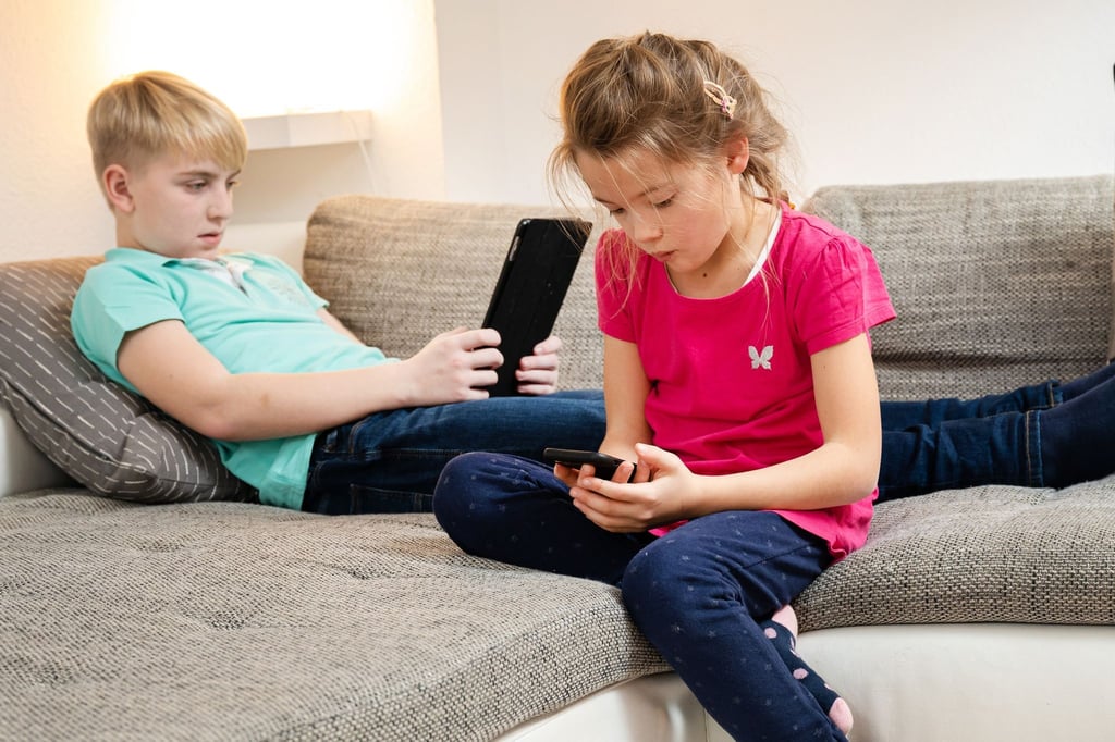 Im aktuellen Test von populären Spiele-Apps für Kinder hat die Stiftung Warentest reihenweise alarmierende und inakzeptable Inhalte gefunden.