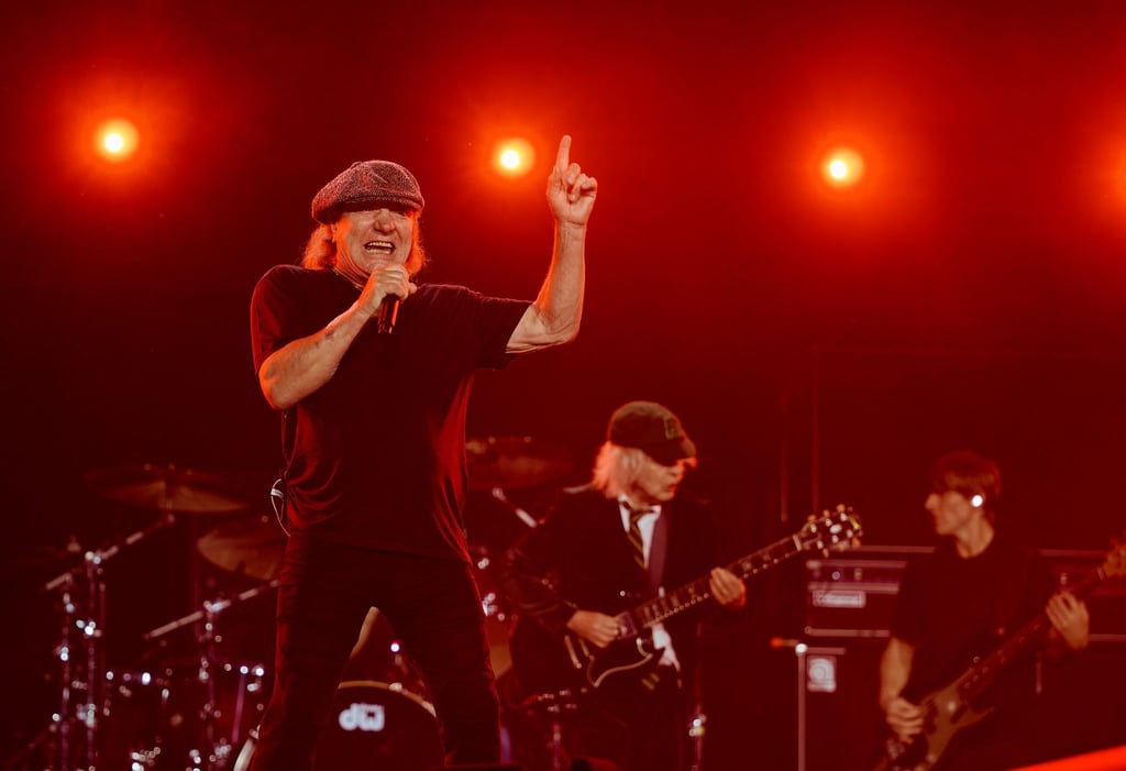 Tourauftakt: AC/DC rocken die Bühne in Gelsenkirchen.