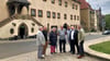 Horst Heller (Linke), Sebastian Nicolai (ALL/FDP/FWT), Margarete Späte (CDU), Matthias Enzmann (FWZ), Martin Exler (ZZ21), Stadtratsvorsitzender Ulf Altmann  sowie  Reiner Eckel (SPD/B90/Grüne, von links) geben eine Erklärung der betroffenen Fraktionen zu den Zerstörungen von Wahlplakaten am 15./16. Mai in Zeitz ab. 
