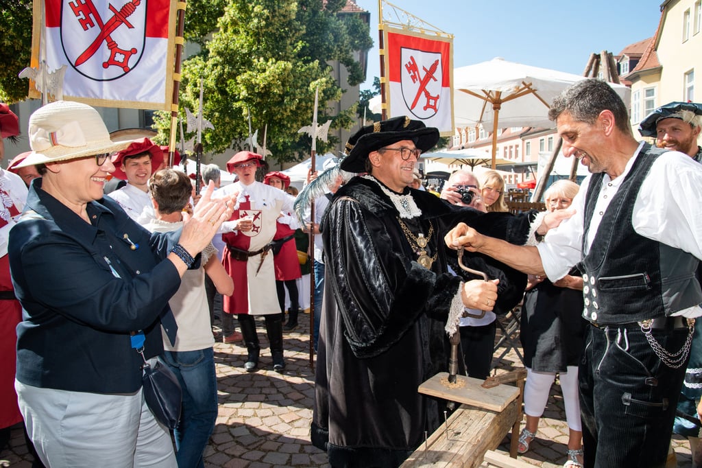 Das Naumburger Kirschfest zieht jedes Jahr tausende Besucher an.