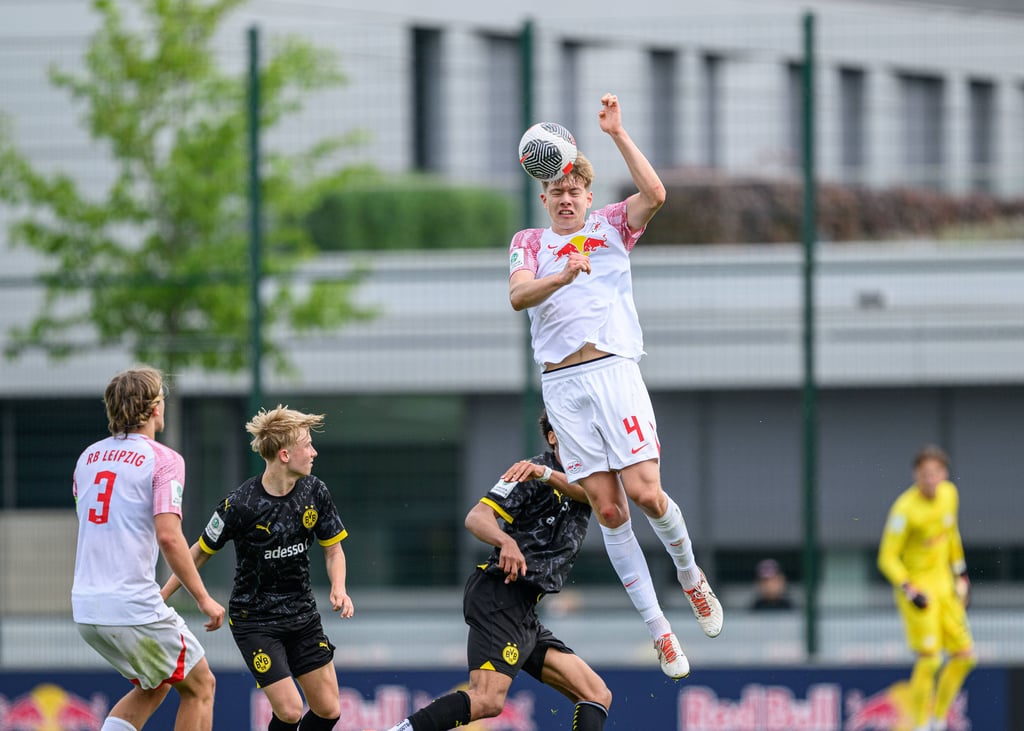 Jonathan Norbye ist kopfballstark.