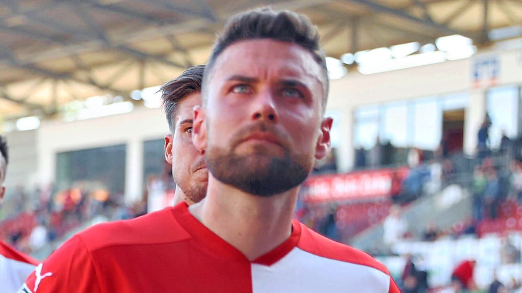 „Ein Abstieg ist sehr, sehr schlimm“, sagt Niklas Kreuzer. Bleibt er auch in der Regionalliga beim HFC?
