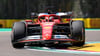 Ferrari-Pilot Charles Leclerc steuert sein Ferrari-Boliden in Imola auf der Strecke.