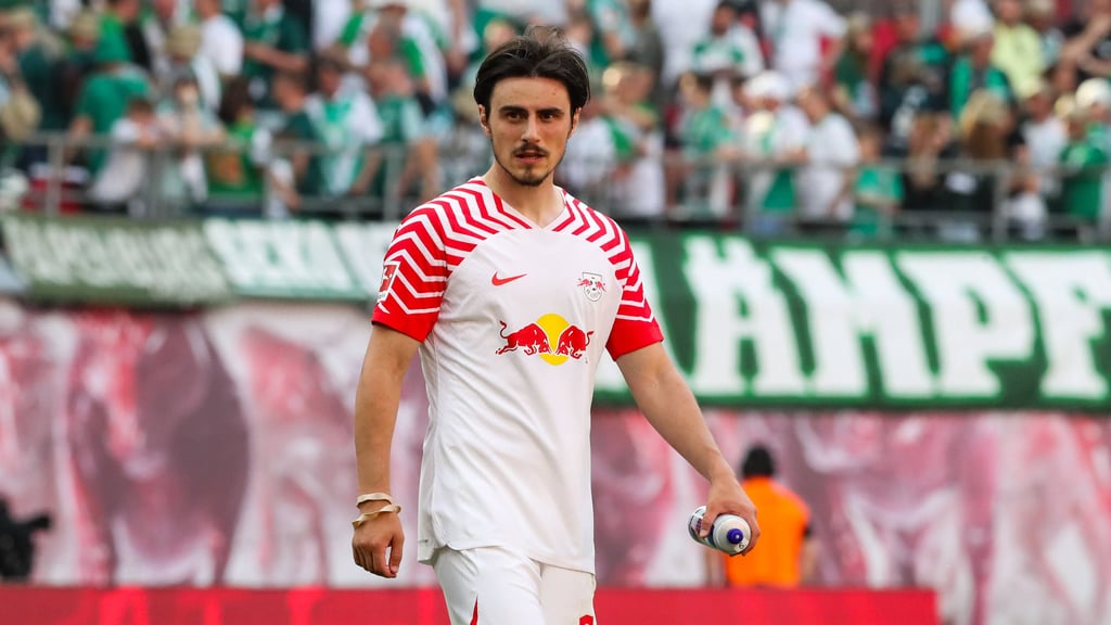 Bekommt im Spiel gegen Frankfurt einen Startelfeinsatz: RB-Profi Eljif Elmas