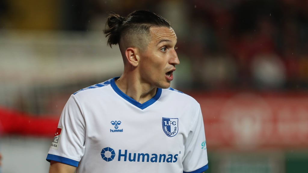 Baris Atik ist mit Rang 14 in der 2. Bundesliga unzufrieden, sieht den Grund beim 1. FC Magdeburg dafür aber allein in den Köpfen der Spieler.