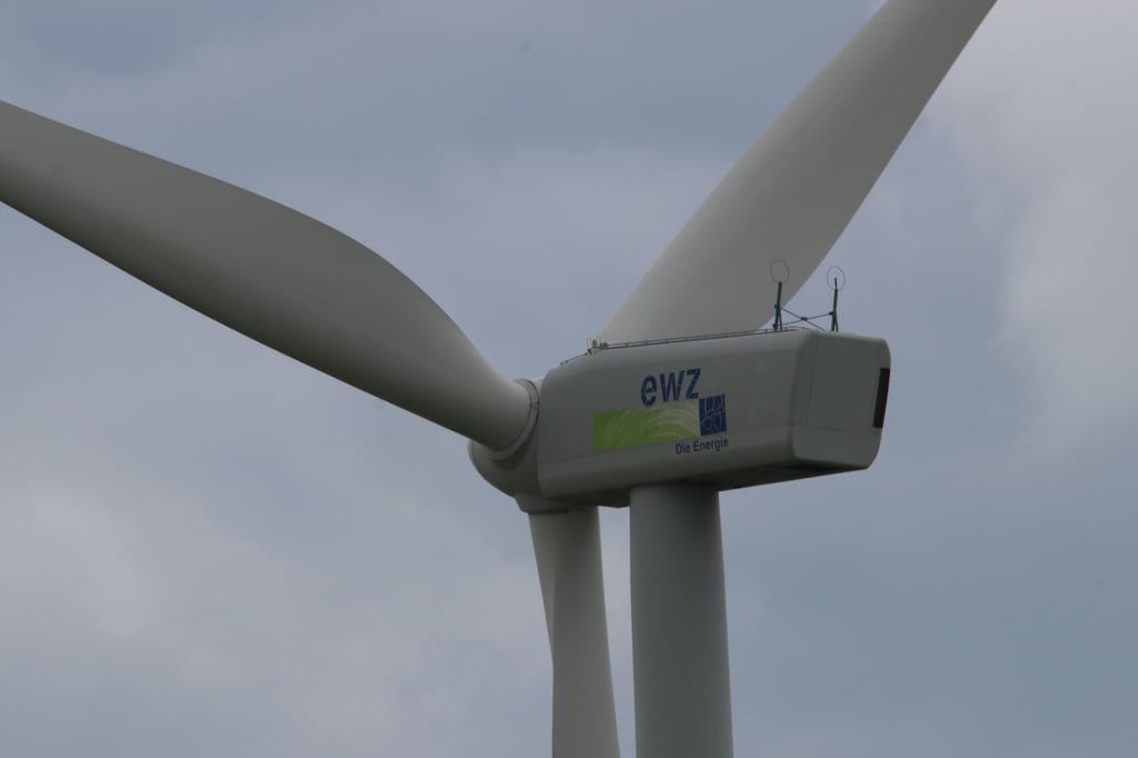 Vier neue Windräder sollen bis zum Herbst in Schermen aufgebaut werden.